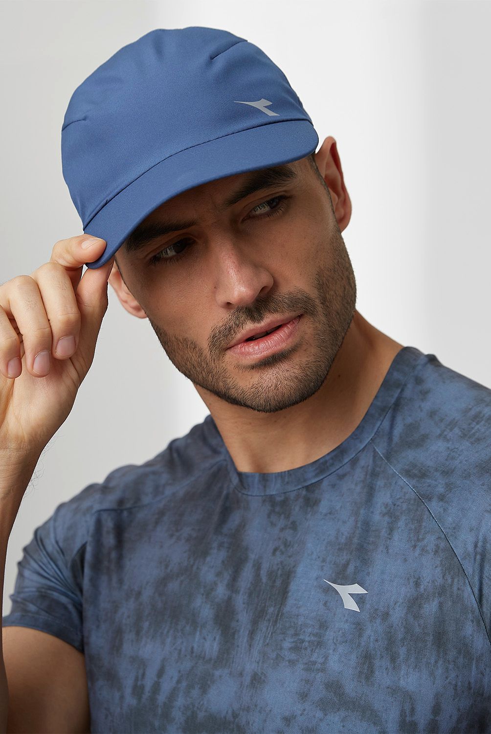 DIADORA - Jockey Casual Hombre Diadora