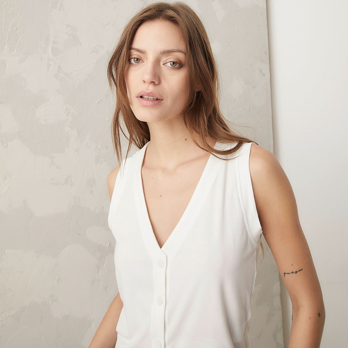 AMERICANINO - Polera Sin Mangas Mujer Americanino