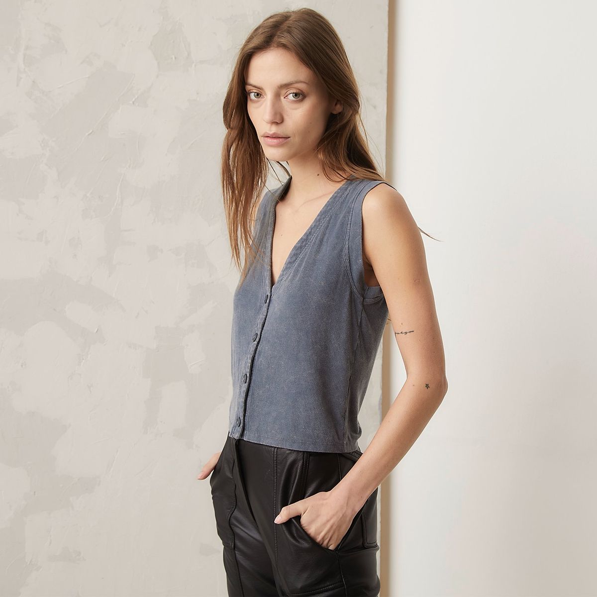 AMERICANINO - Polera Sin Mangas Mujer Americanino