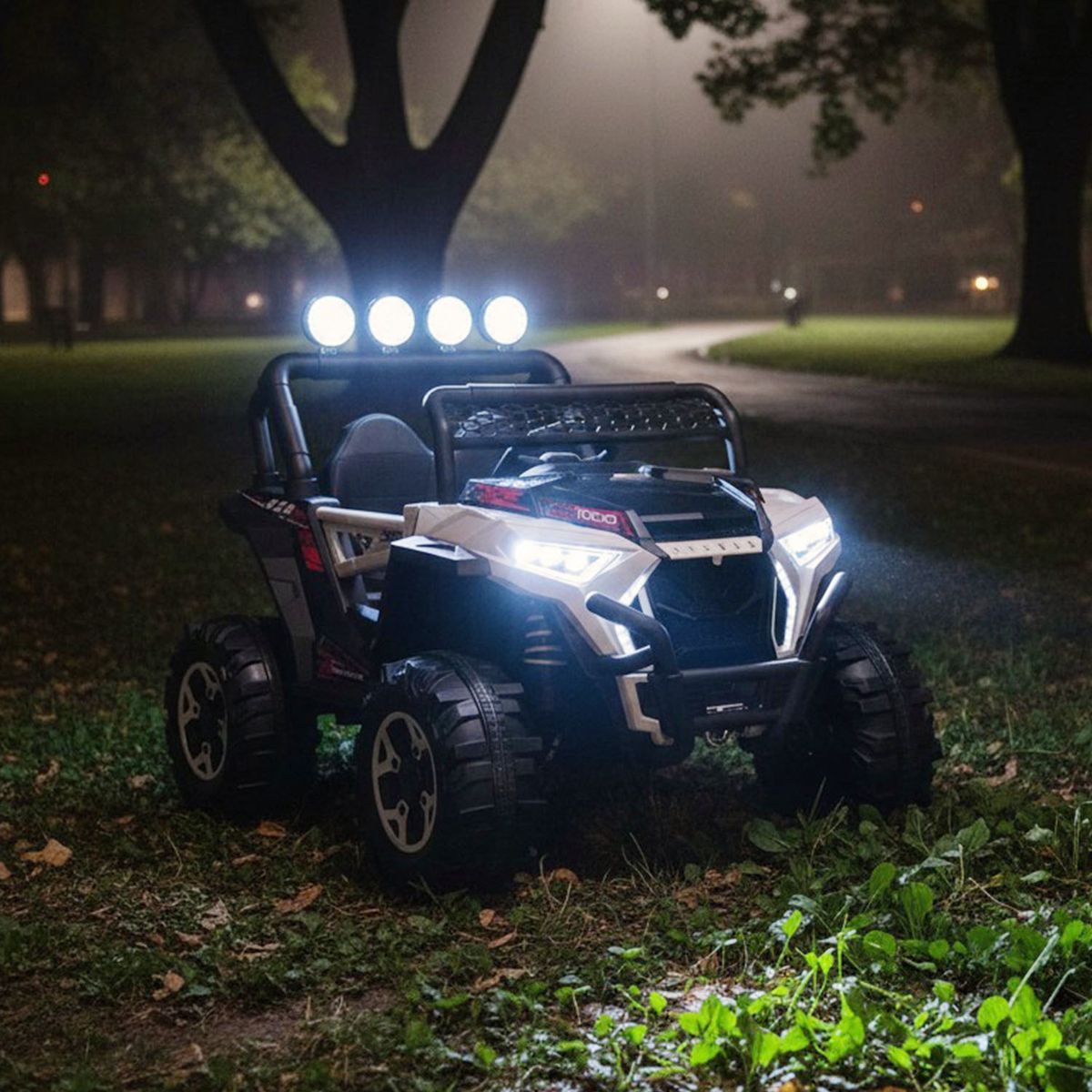 SCOOP - Auto Montable A Batería Con Control Remoto Blanco 12V 4X4 Scoop