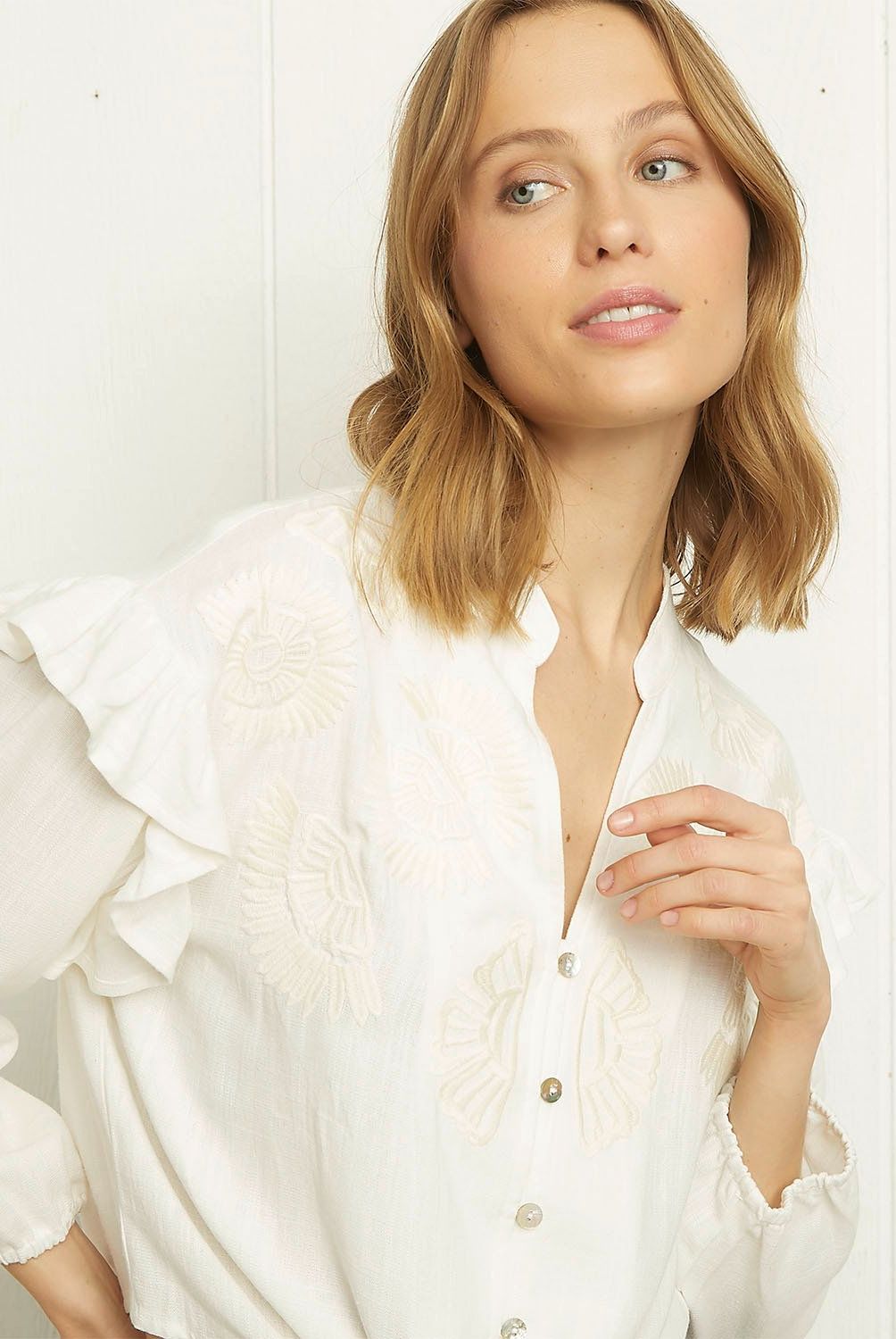 UNIVERSITY CLUB - Blusa Bordada Manga Larga Lino Mujer University Club