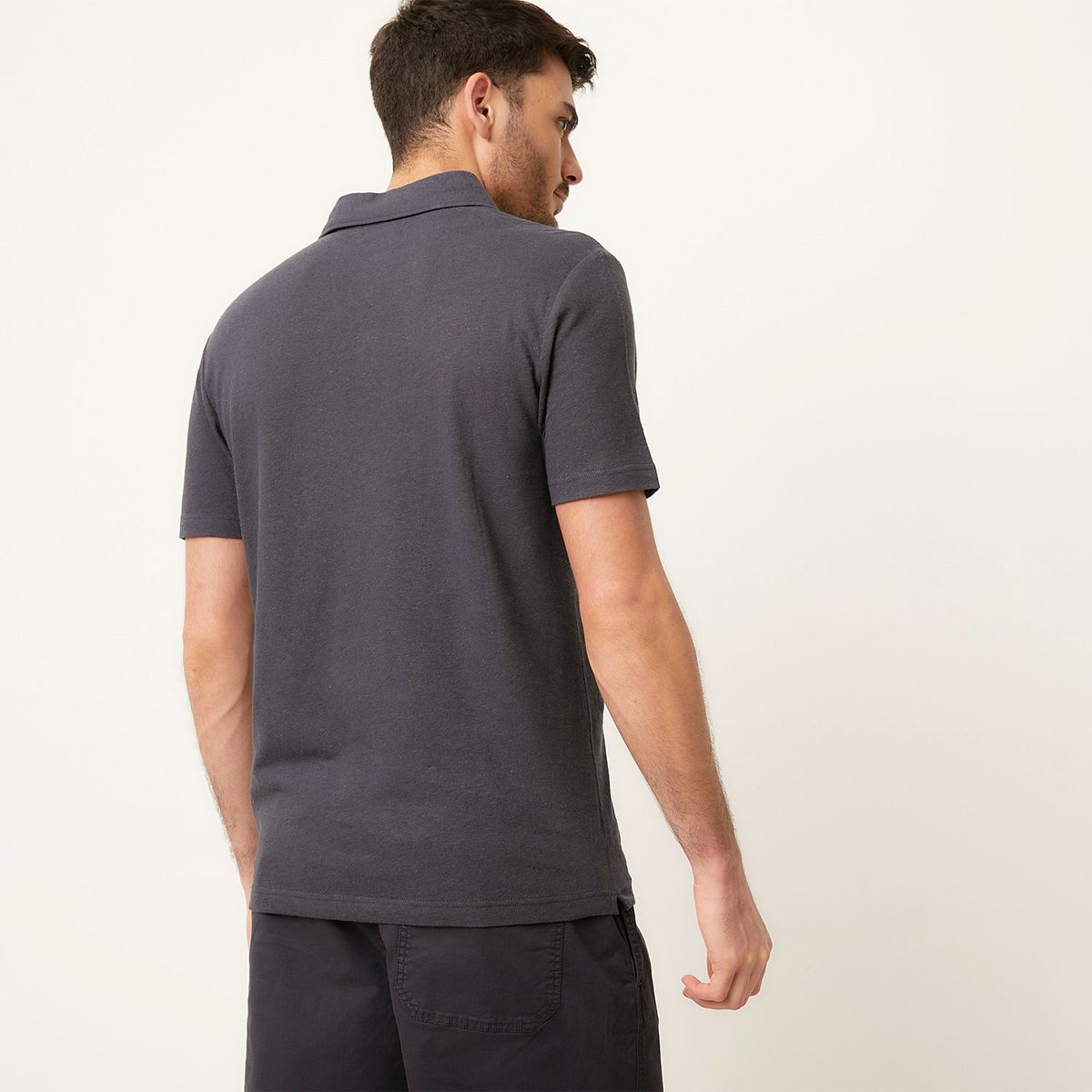 BASEMENT - Polera Manga Corta Hombre Basement