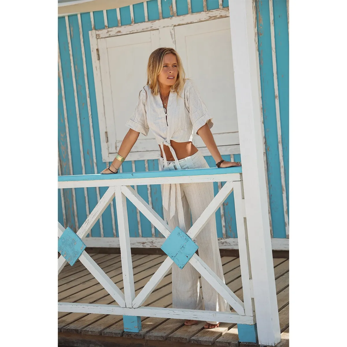 SYBILLA - Blusa Cropped Manga Corta Mujer Sybilla Por Paula Mekis