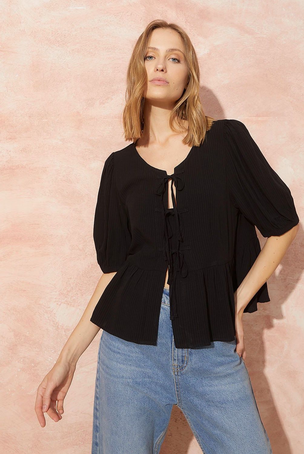 BASEMENT - Blusa Basement Mujer Manga Corta