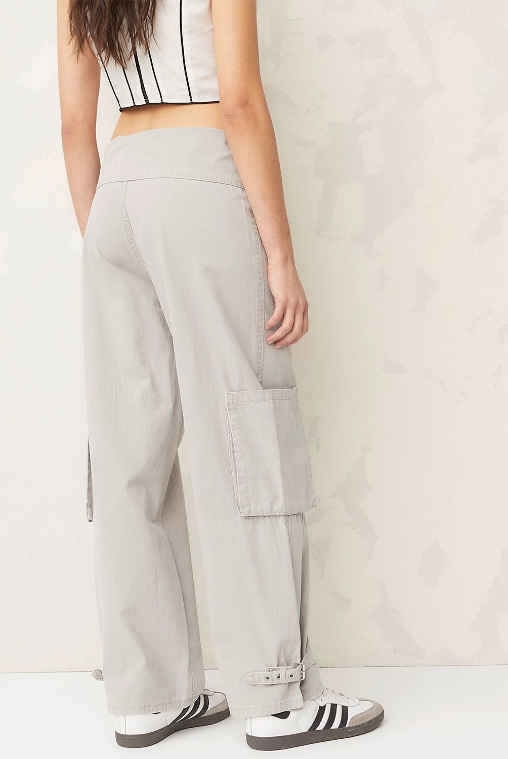 AMERICANINO - Pantalón Cargo Tiro Medio Mujer Americanino