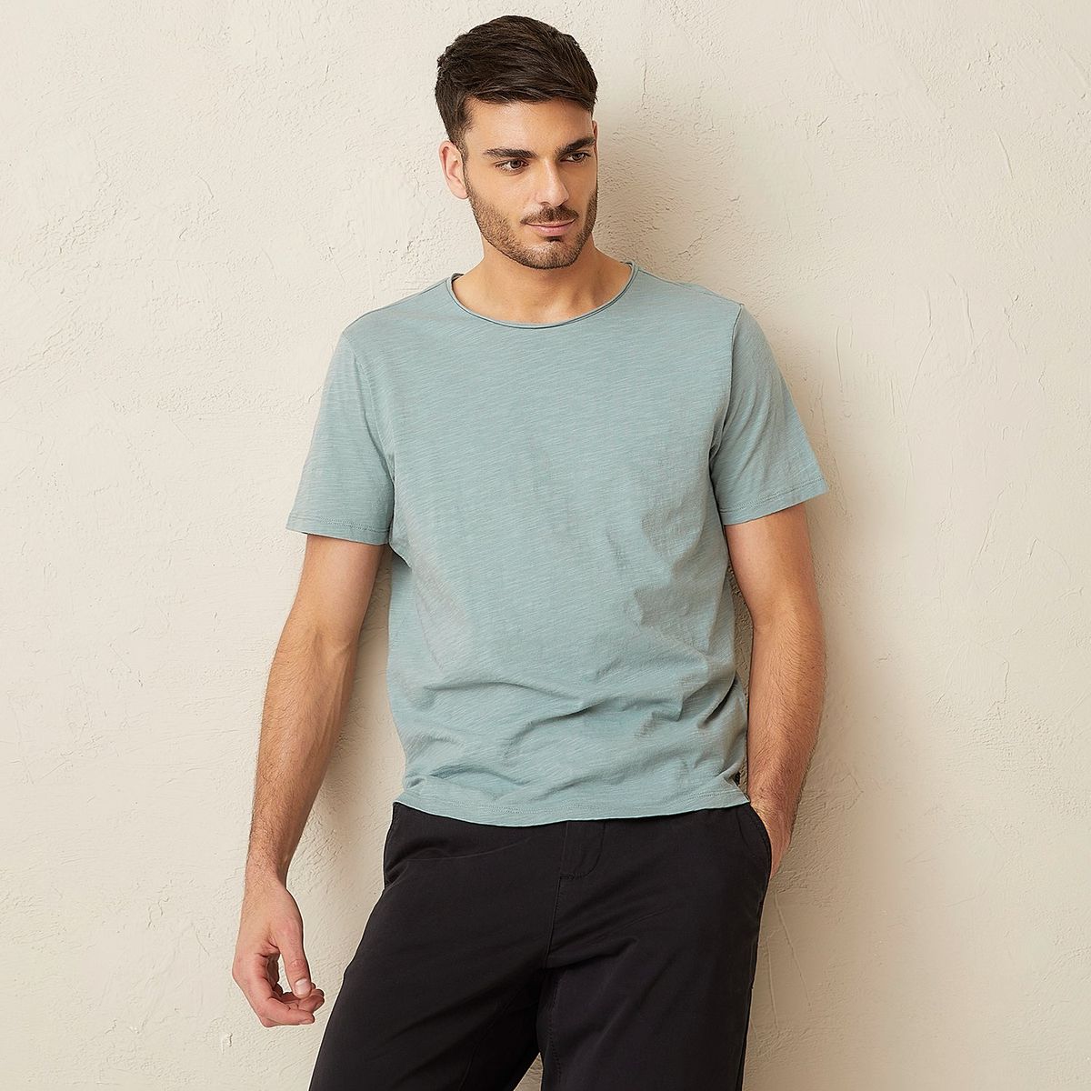 BASEMENT - Polera Basement Manga Corta Regular Fit Hombre Algodón