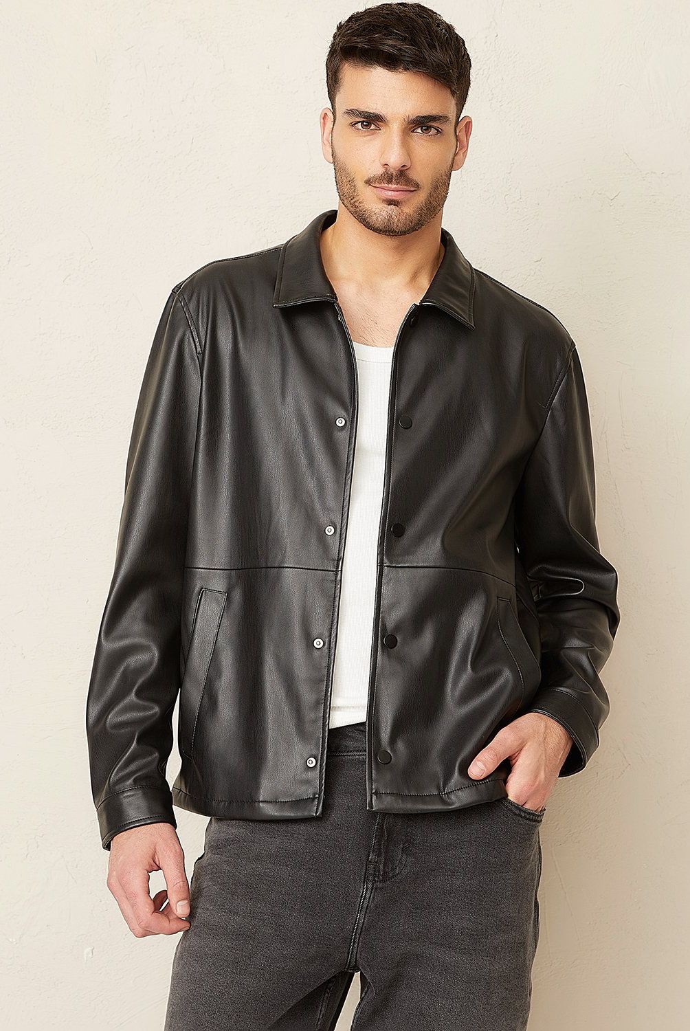 BASEMENT - Chaqueta Basement Hombre PU Cierre Broche Loose Fit