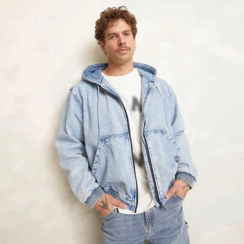 Chaqueta Denim Algodón Americanino Cierre Metálico y Gorro Hombre