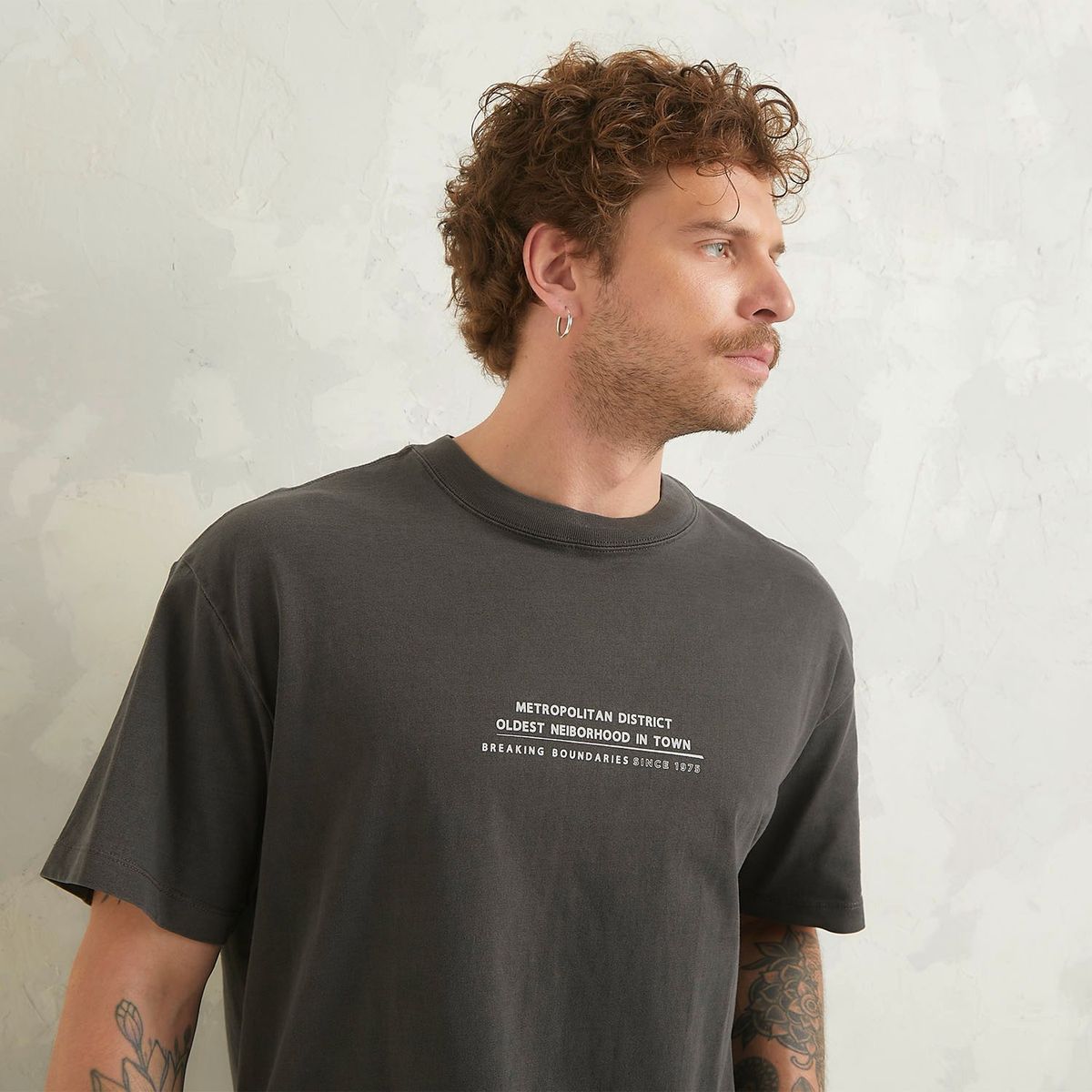 AMERICANINO - Polera Americanino Manga Corta Regular Fit Hombre Algodón Estampada