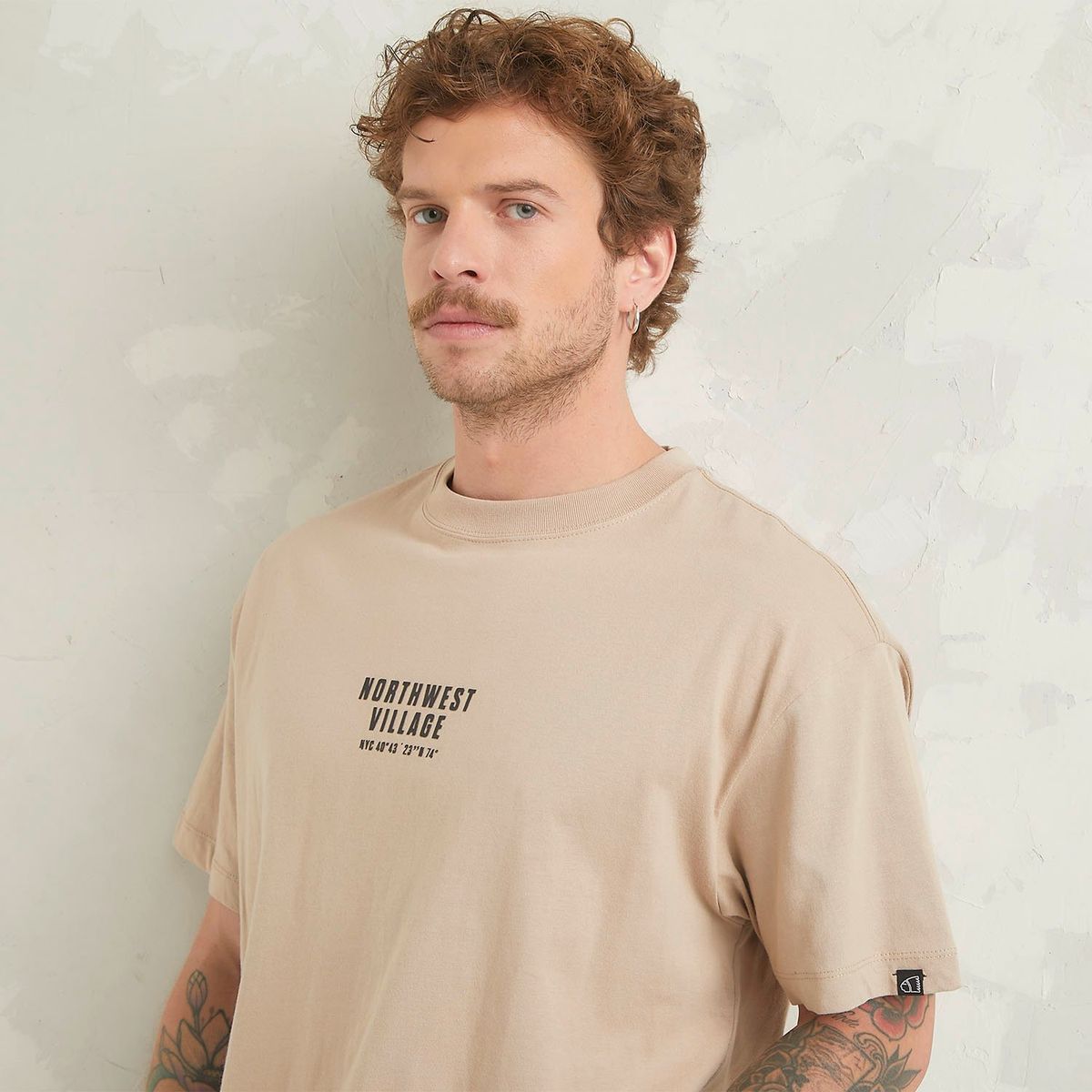 AMERICANINO - Polera Americanino Manga Corta Regular Fit Hombre Algodón Estampada