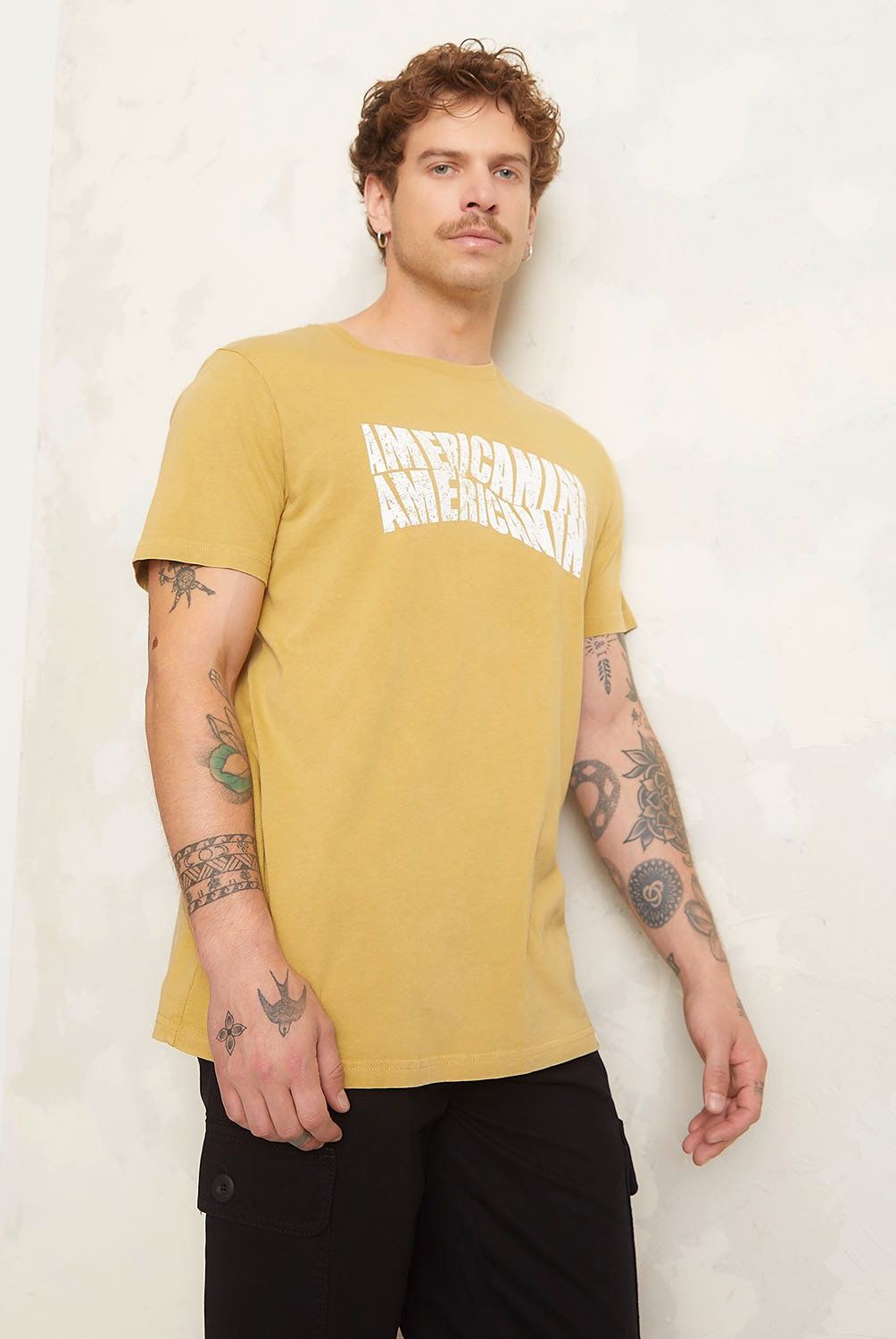 AMERICANINO - Polera Americanino Estampada Manga Corta Hombre Algodón