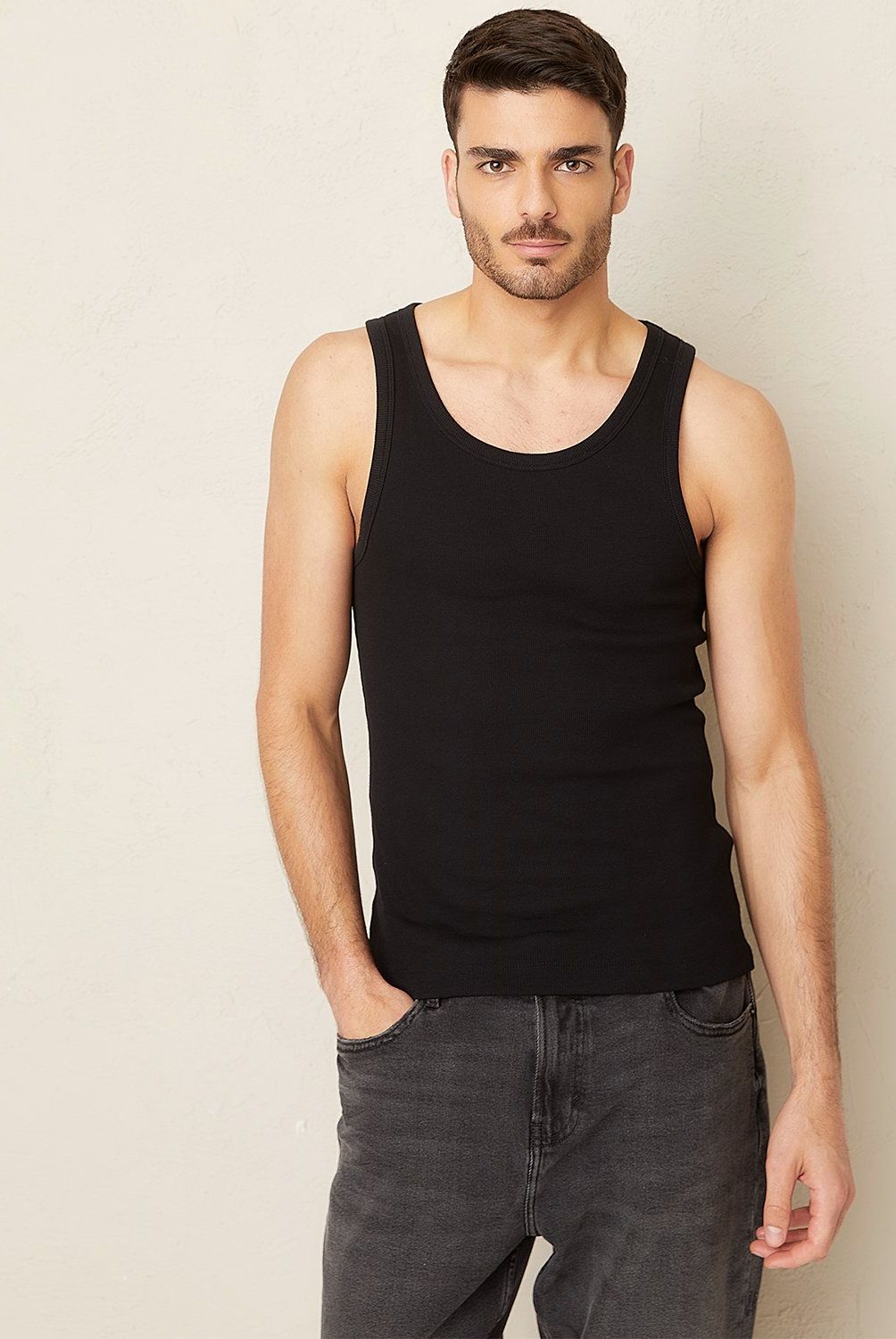 BASEMENT - Polera Sin Mangas Basement Slim Fit Algodón Hombre