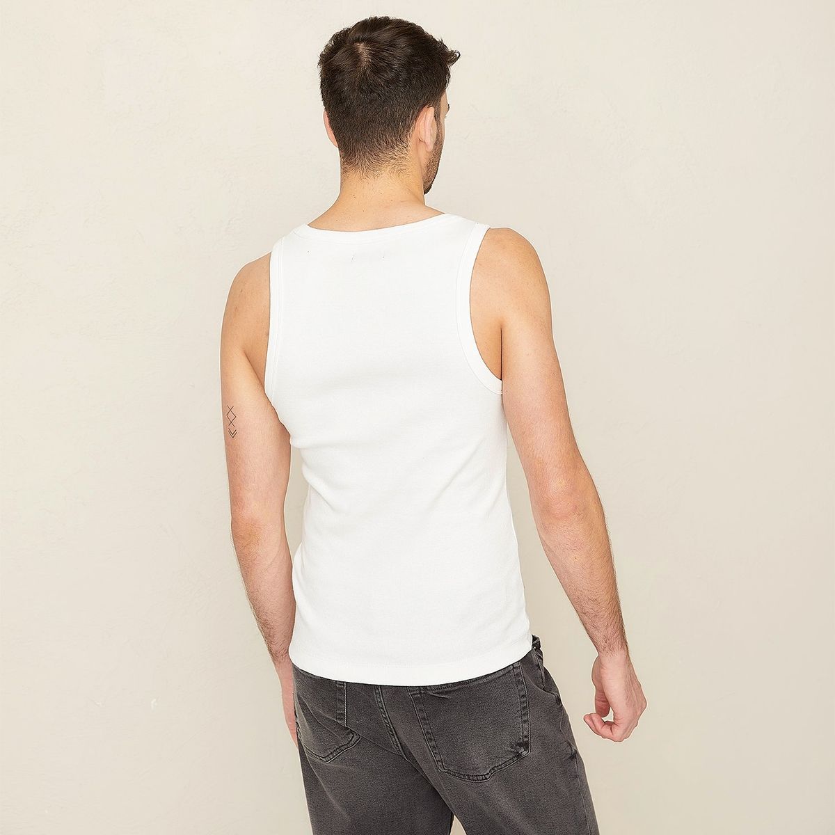 BASEMENT - Polera Sin Mangas Slim Fit Algodón Hombre Basement