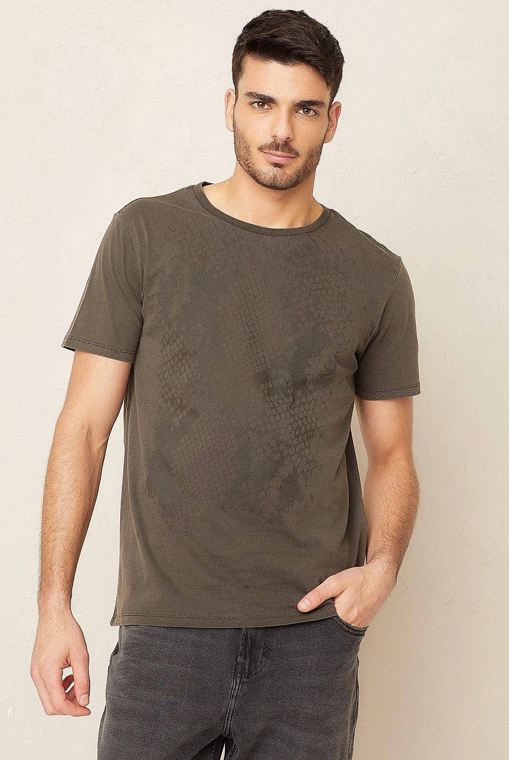 BASEMENT - Polera Basement Manga Corta Algodón Hombre Estampada
