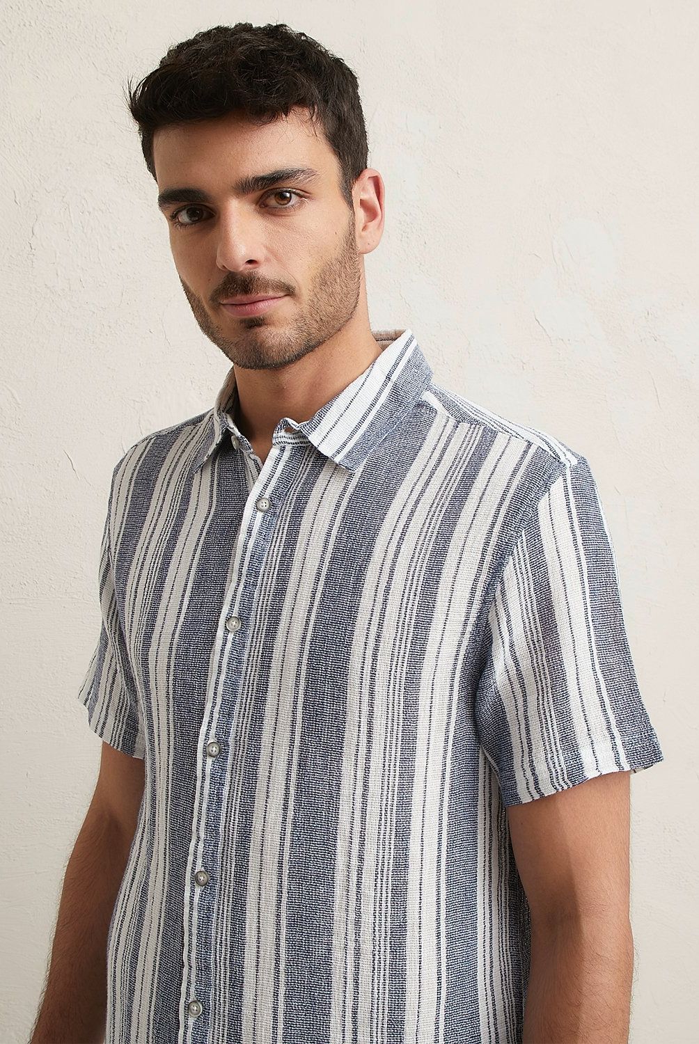 BASEMENT - Camisa Casual Lino a Rayas Manga Corta Hombre Basement