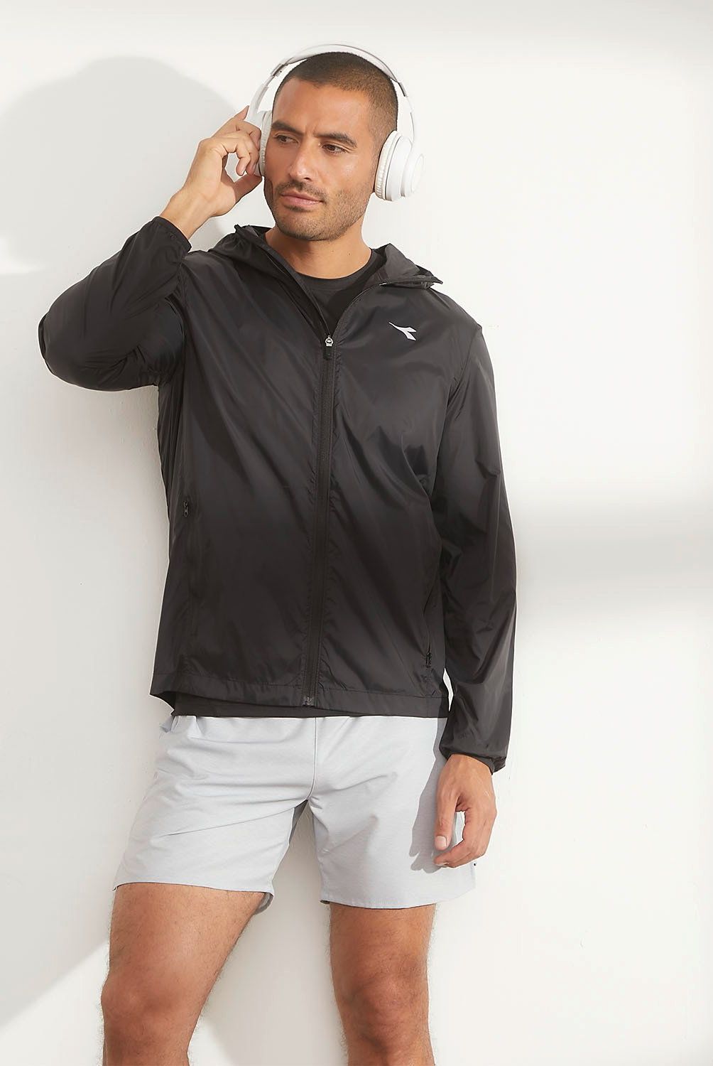 DIADORA - Cortaviento Deportivo Hombre Diadora