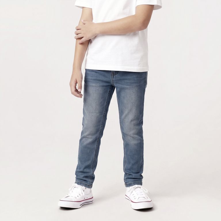 Jeans Fit Tiro Medio Niño