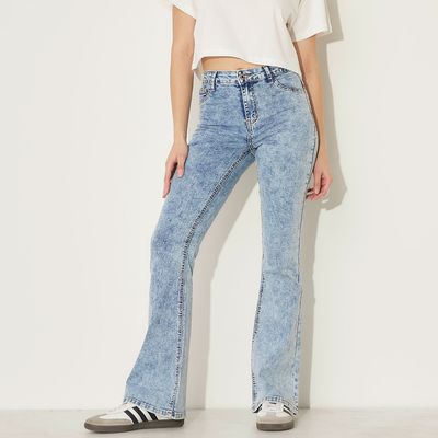 Imagen 2 del producto Jeans Flare Tiro Alto Mujer
