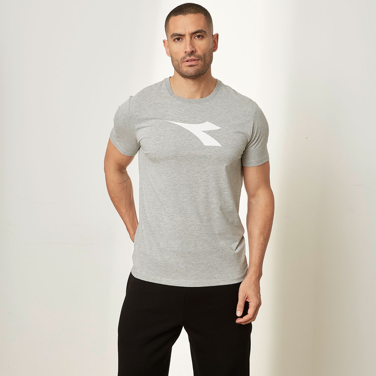 DIADORA - Polera Manga Corta Deportiva Hombre Diadora