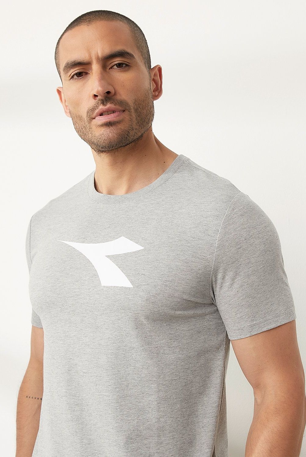 DIADORA - Polera Manga Corta Deportiva Hombre Diadora