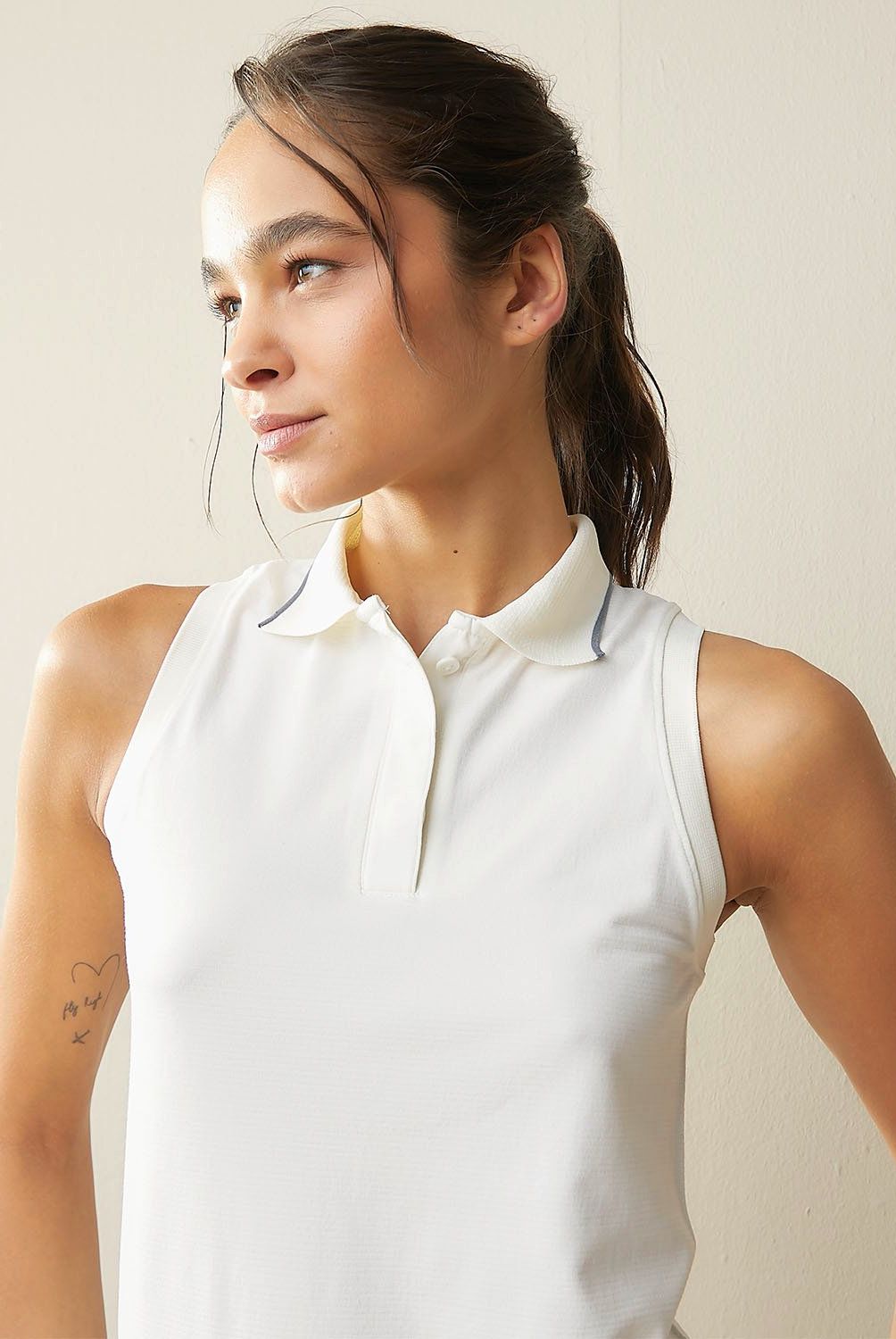DIADORA - Polera Sin Mangas Deportiva Mujer Diadora