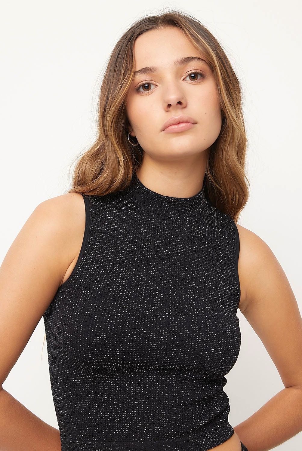 SYBILLA - Polera Sybilla Mujer Casual Sin Mangas Cuello Alto