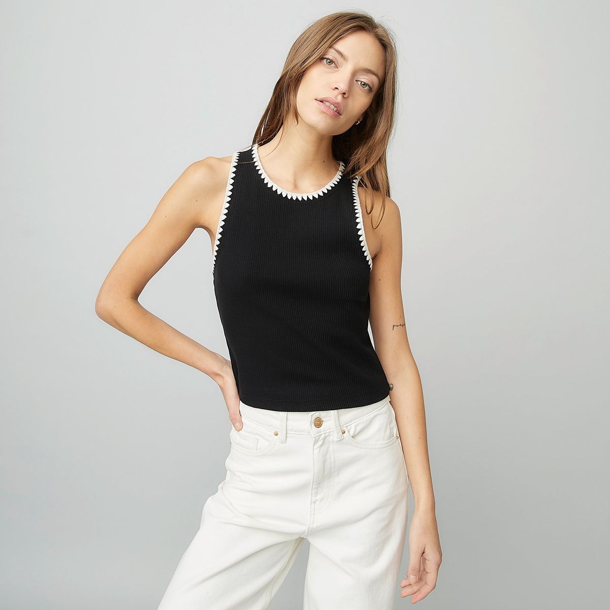 AMERICANINO - Polera Americanino Mujer Sin Mangas Casual Diseño Liso con Rib