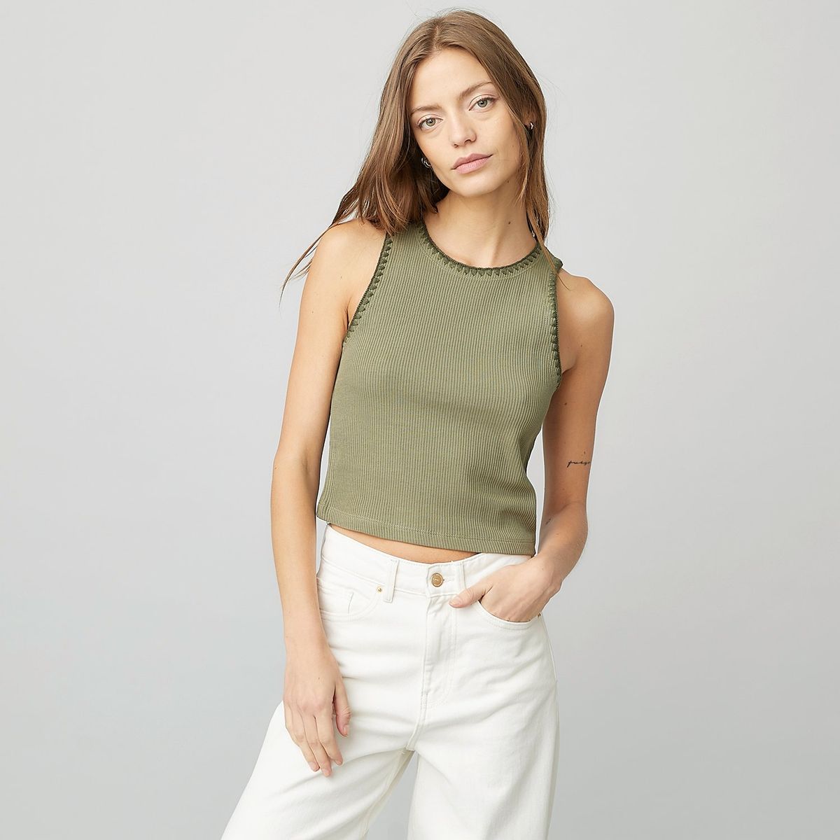 AMERICANINO - Polera Americanino Mujer Sin Mangas Casual Diseño Liso con Rib