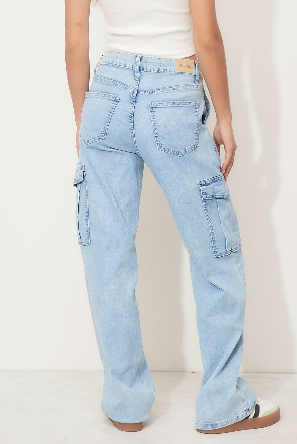 SYBILLA - Jeans Cargo Sybilla Tiro Medio Mujer