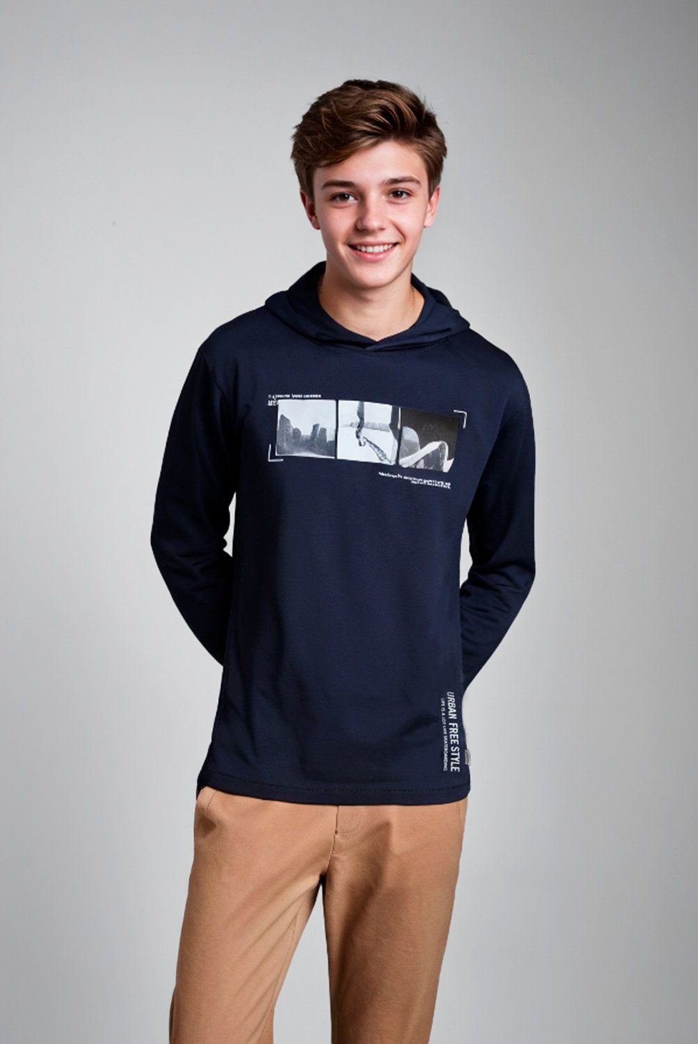 FEDERATION - Polera Niño Federation Algodón Estampada con Gorro