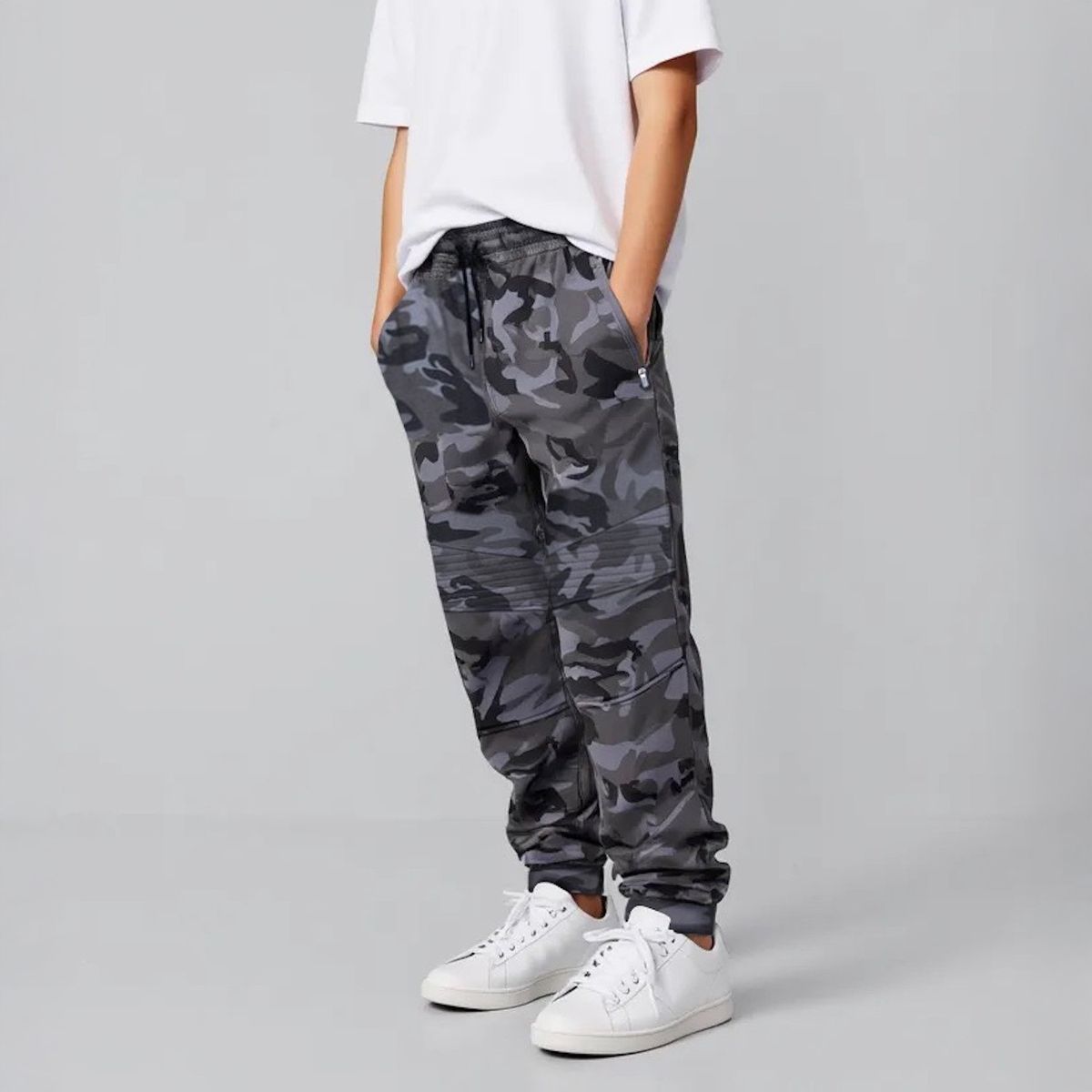 FEDERATION - Buzo Jogger Federation Estampado Urbano Niño