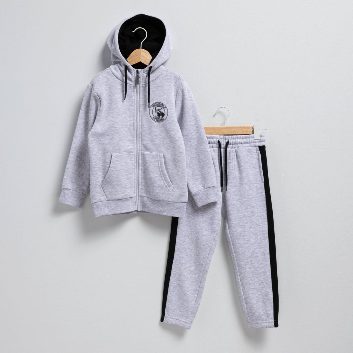 YAMP - Conjunto Polerón y Pantalón de Buzo Niño Yamp Polialgodón