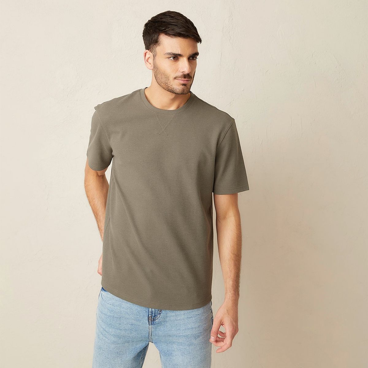 BASEMENT - Polera Basement Manga Corta Relaxed Fit Hombre Casual