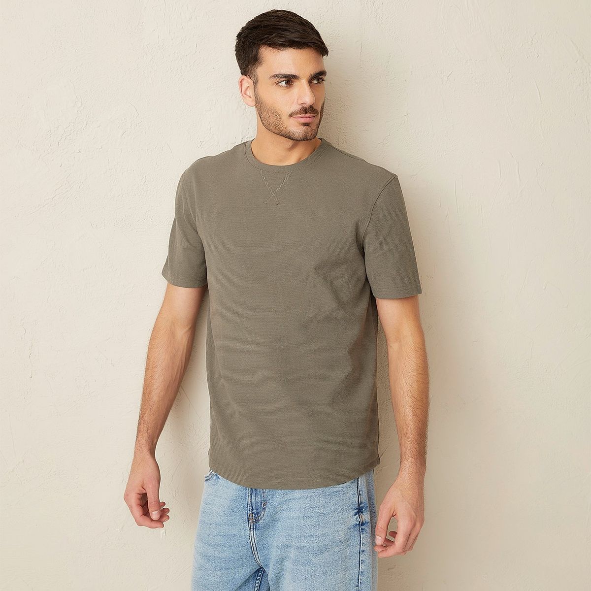 BASEMENT - Polera Basement Manga Corta Relaxed Fit Hombre Casual