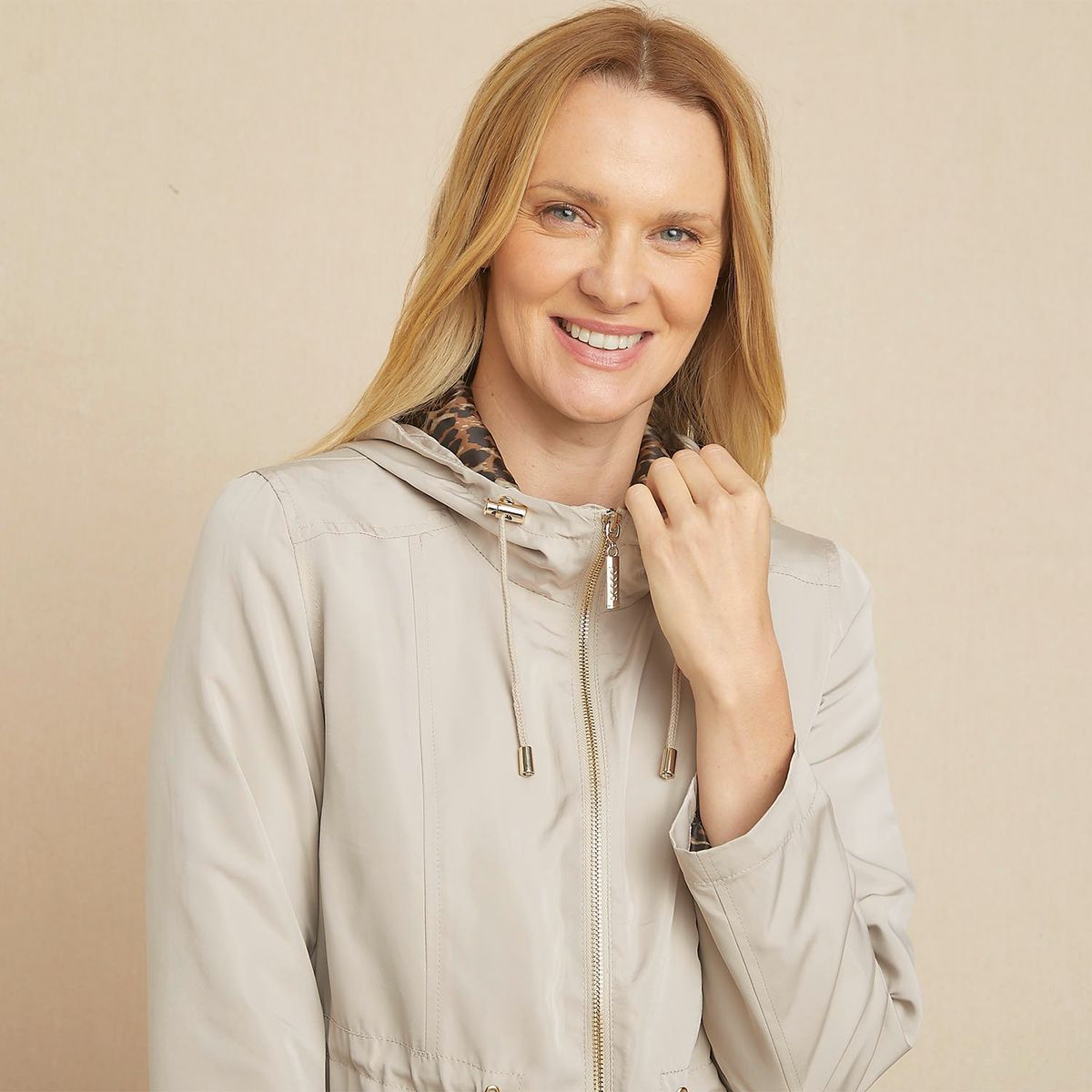 S COCCI - Chaqueta S.Cocci Mujer Diseño Liso Con Gorro