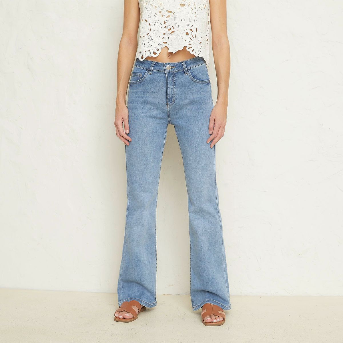 BASEMENT - Jeans Flare Tiro Alto Mujer Basement