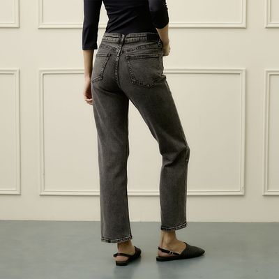 Imagen 2 del producto Jeans Straight Tiro Alto Mujer