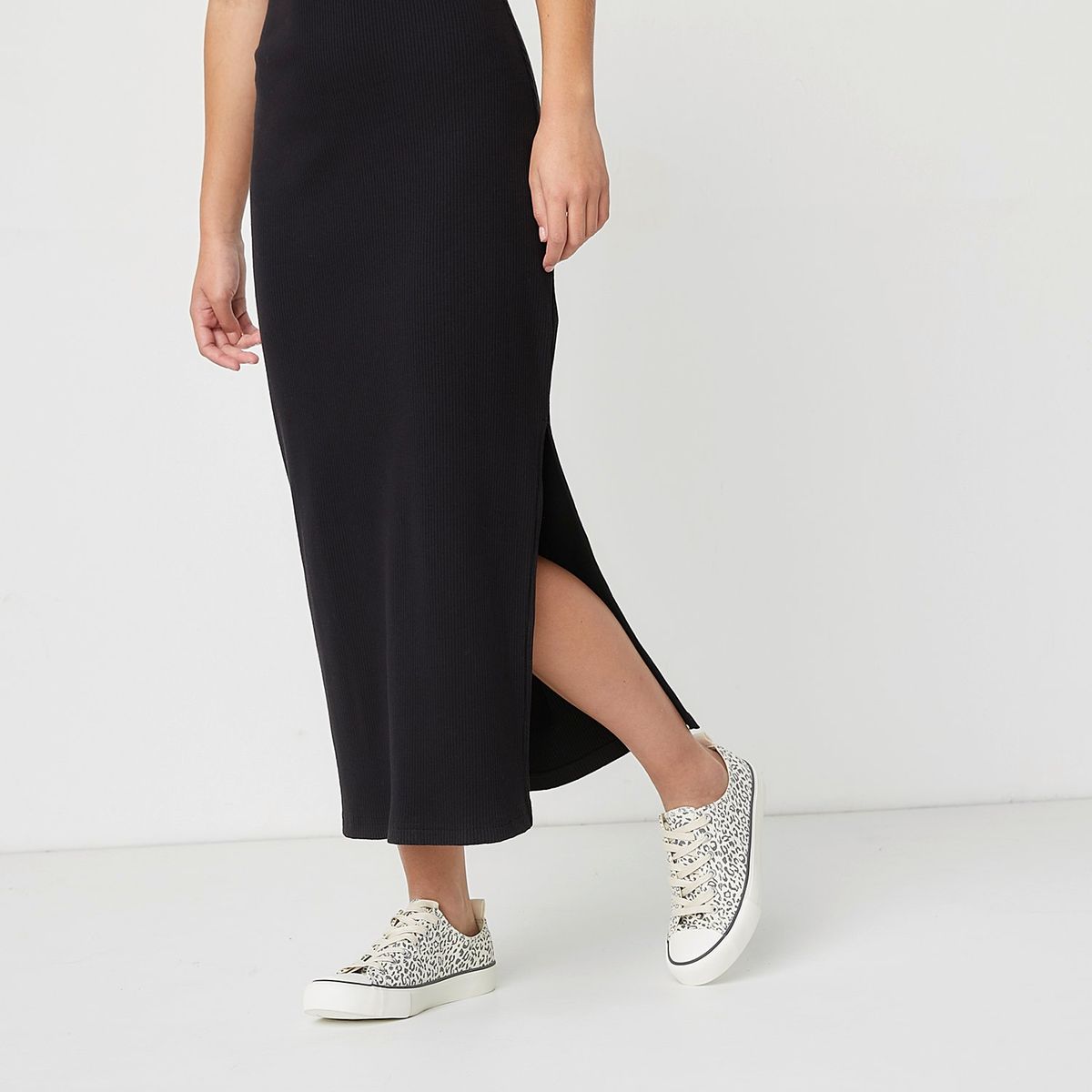 SYBILLA - Zapatilla Urbana Mujer Animal Print Sybilla