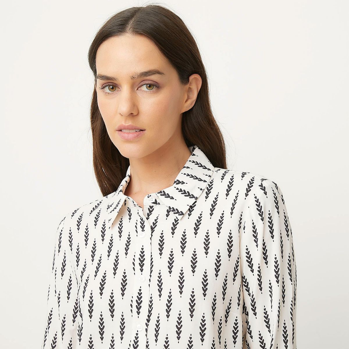 UNIVERSITY CLUB - Blusa University Club Mujer Viscosa Estampada Manga Larga