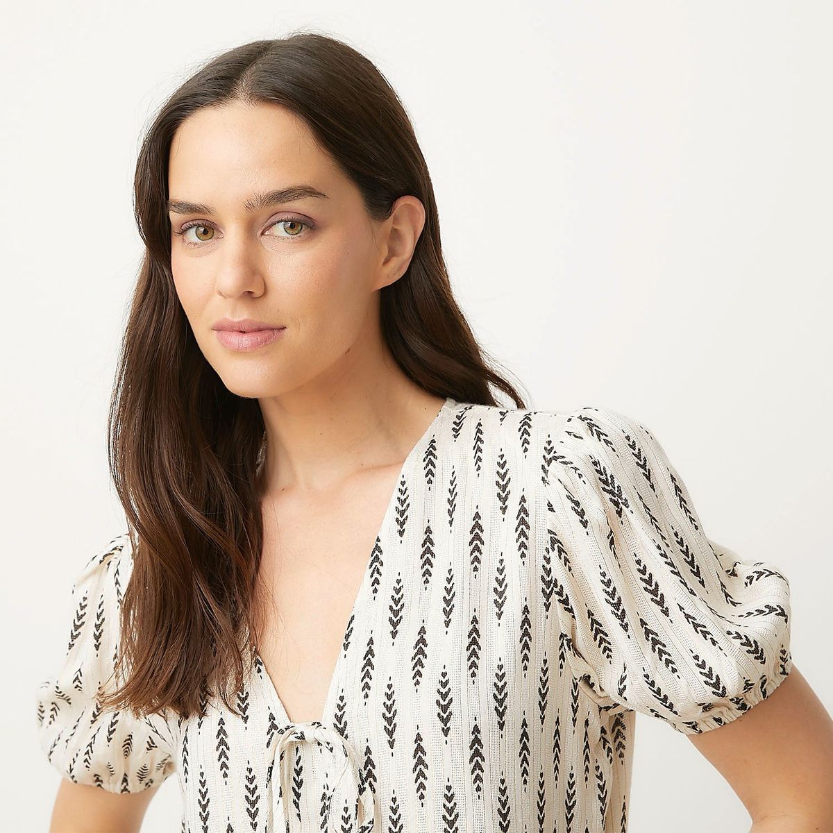 UNIVERSITY CLUB - Blusa University Club Mujer Viscosa Manga Corta Casual