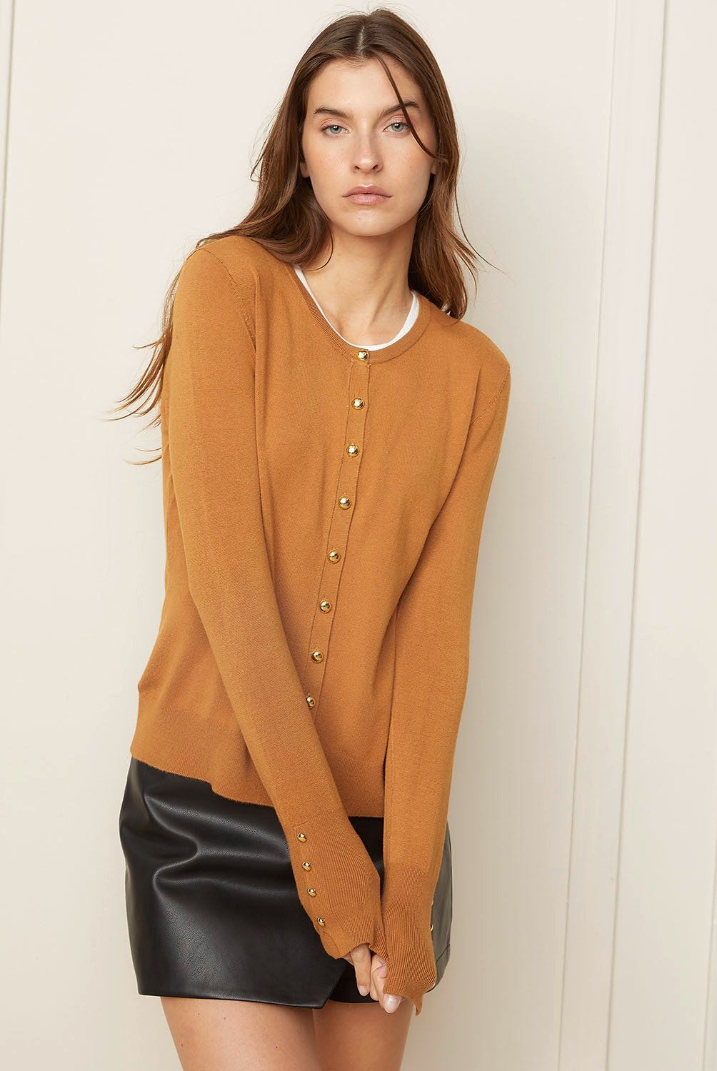 BASEMENT - Chaleco Manga Larga Basement Mujer Cuello Redondo Liso