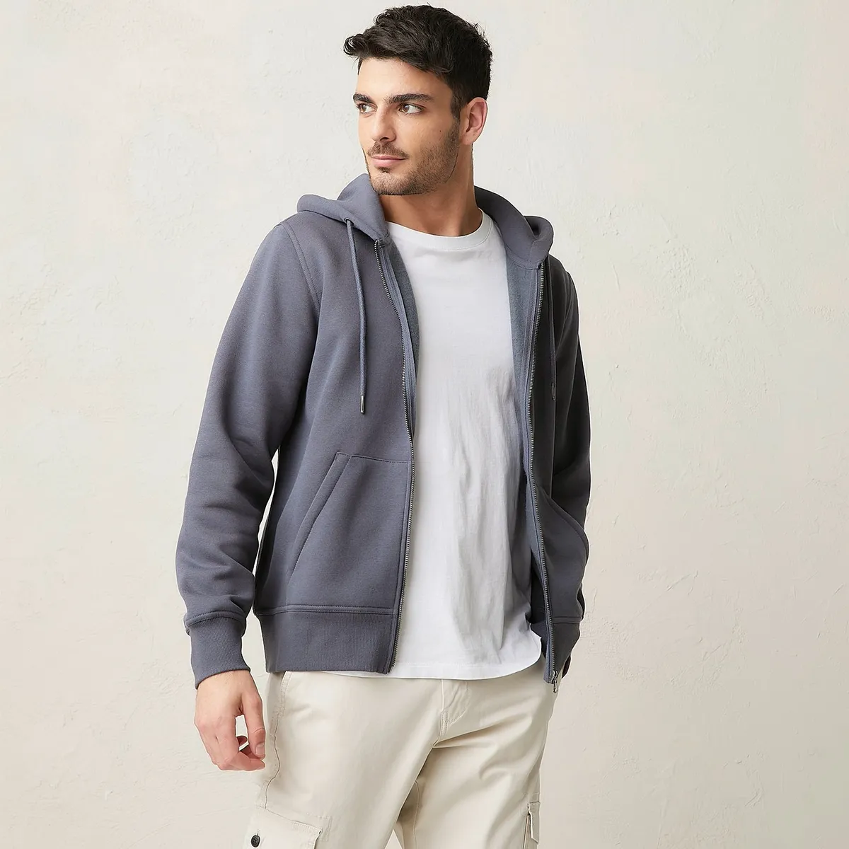 BASEMENT - Polerón Basement Cierre Algodón Manga Larga Regular Fit Hombre