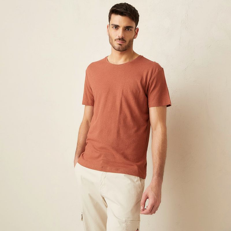 BASEMENT - Polera Basement Regular Fit Lino Manga Corta Hombre