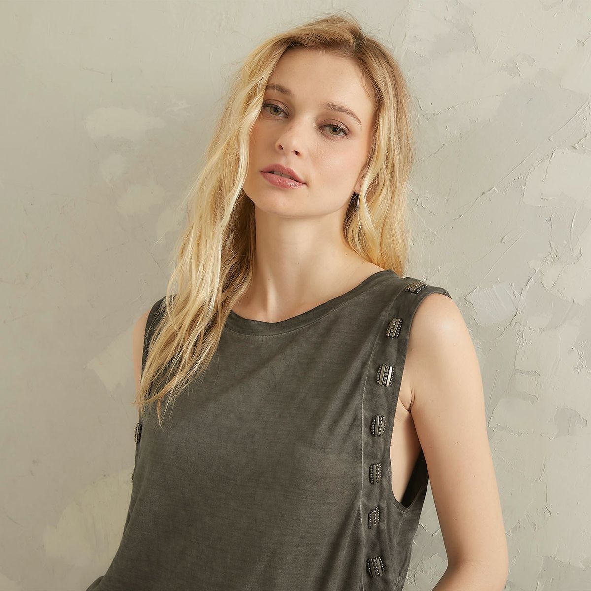 AMERICANINO - Polera Sin Mangas Mujer Americanino Rayón Casual