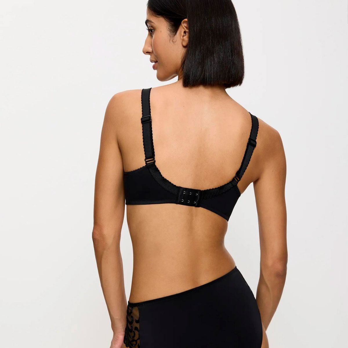 TRIUMPH - Sostén Minimizer Mujer Delicate Doreen Triumph