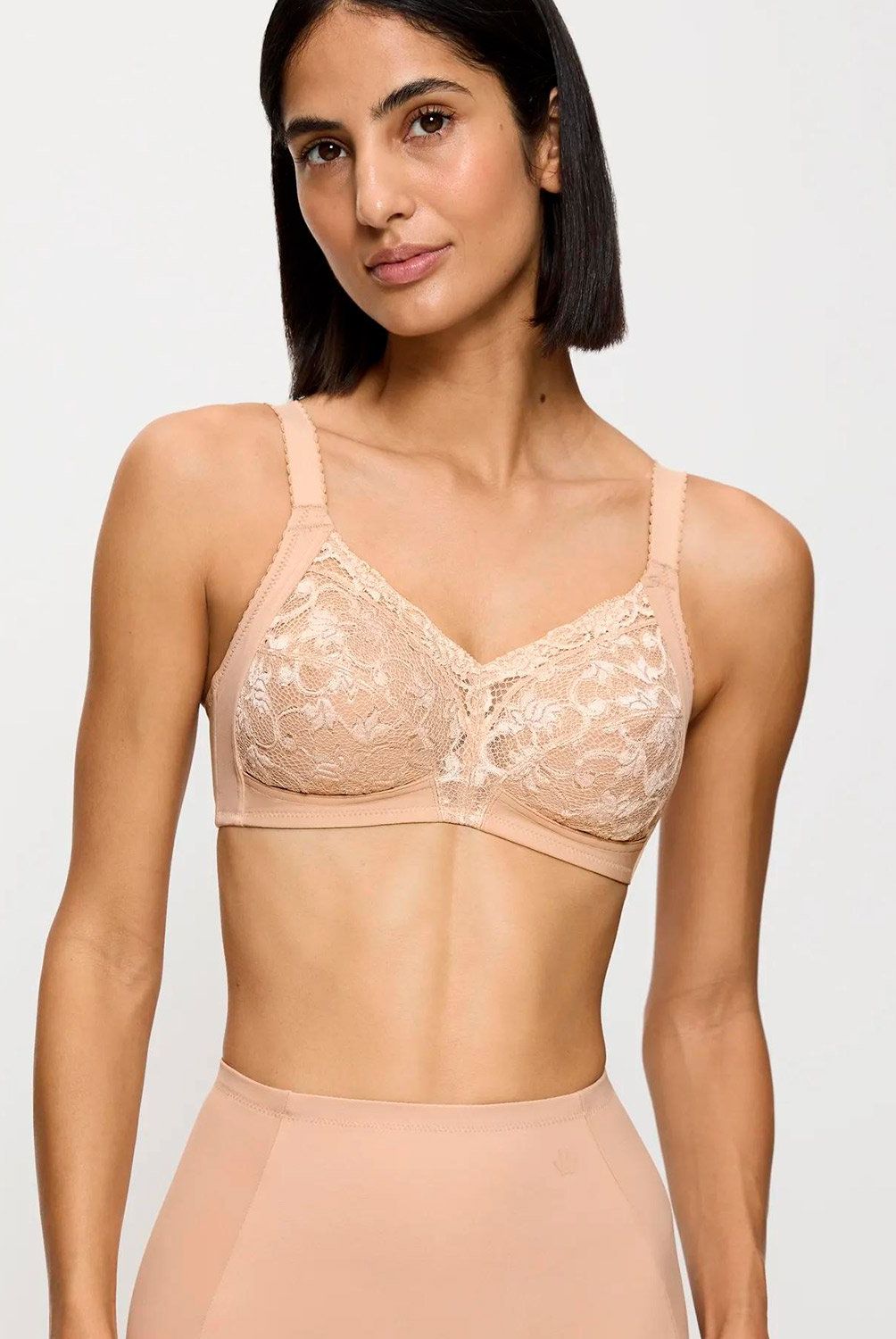 TRIUMPH - Sostén Minimizer Mujer Delicate Doreen Triumph