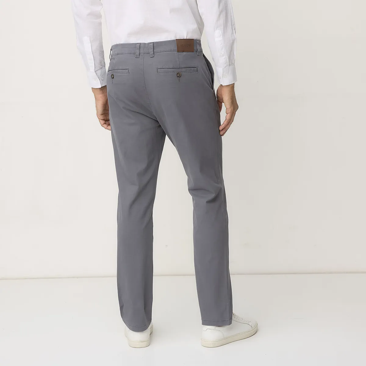 NEWPORT - Pantalón Chino Hombre Newport