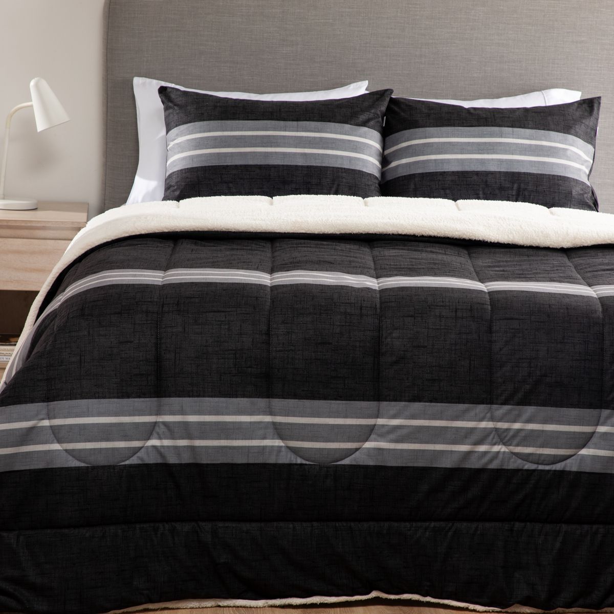 MICA - Plumón Sherpa Apolo Black Mica