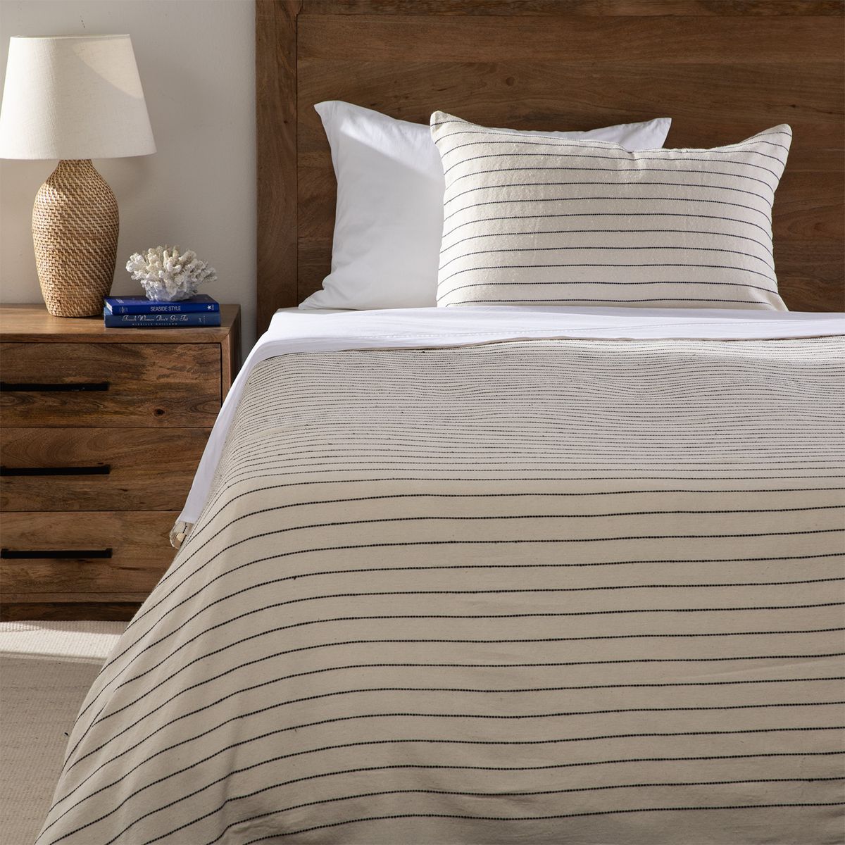 BASEMENT HOME - Cubrecama Colcha Basement Home