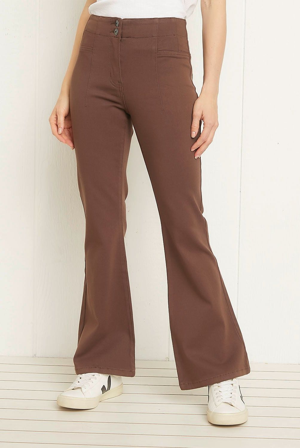 UNIVERSITY CLUB - Pantalón University Club Flare Tiro Medio Mujer